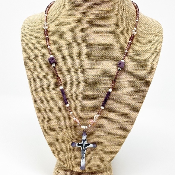 Purple ceramic cross pendant on beaded chain - Picture 3 of 8